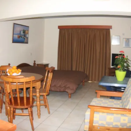 Palm Sea Hotel Larnaca